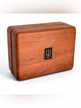 Vintage Y2K  Retired Legacy James Avery Keepsake Box